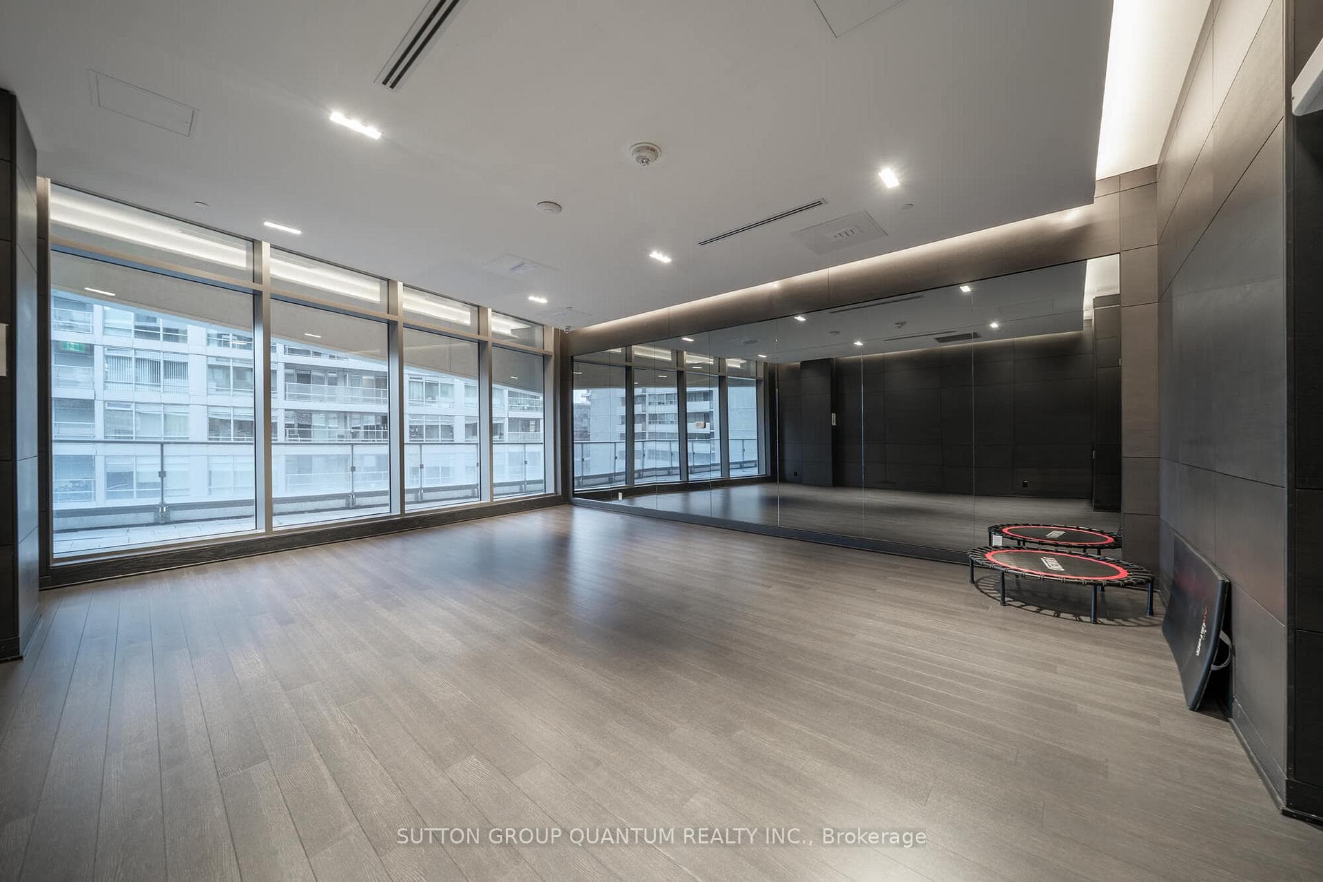 2221 Yonge Street Unit 4003 photo 29