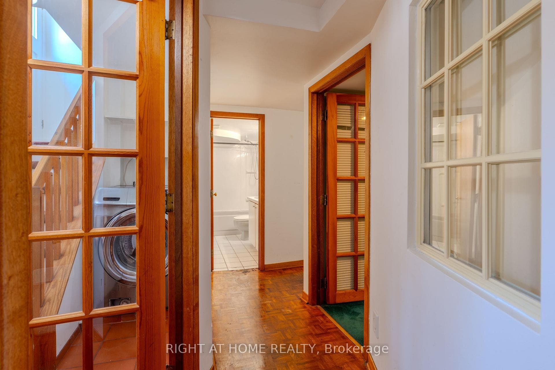 426 Seaton Drive photo 7