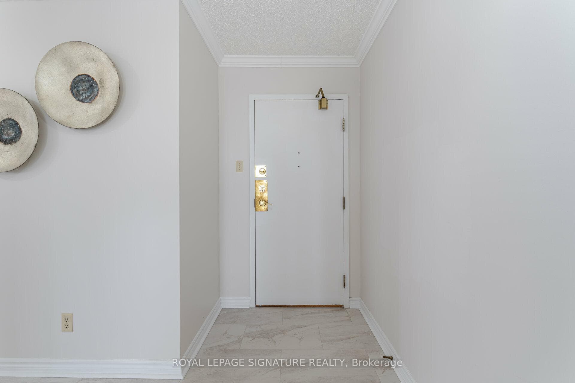 1880 Valley Farm Road Unit 320 photo 4