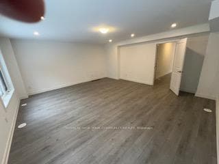 124 Blue Forest Crescent photo 11