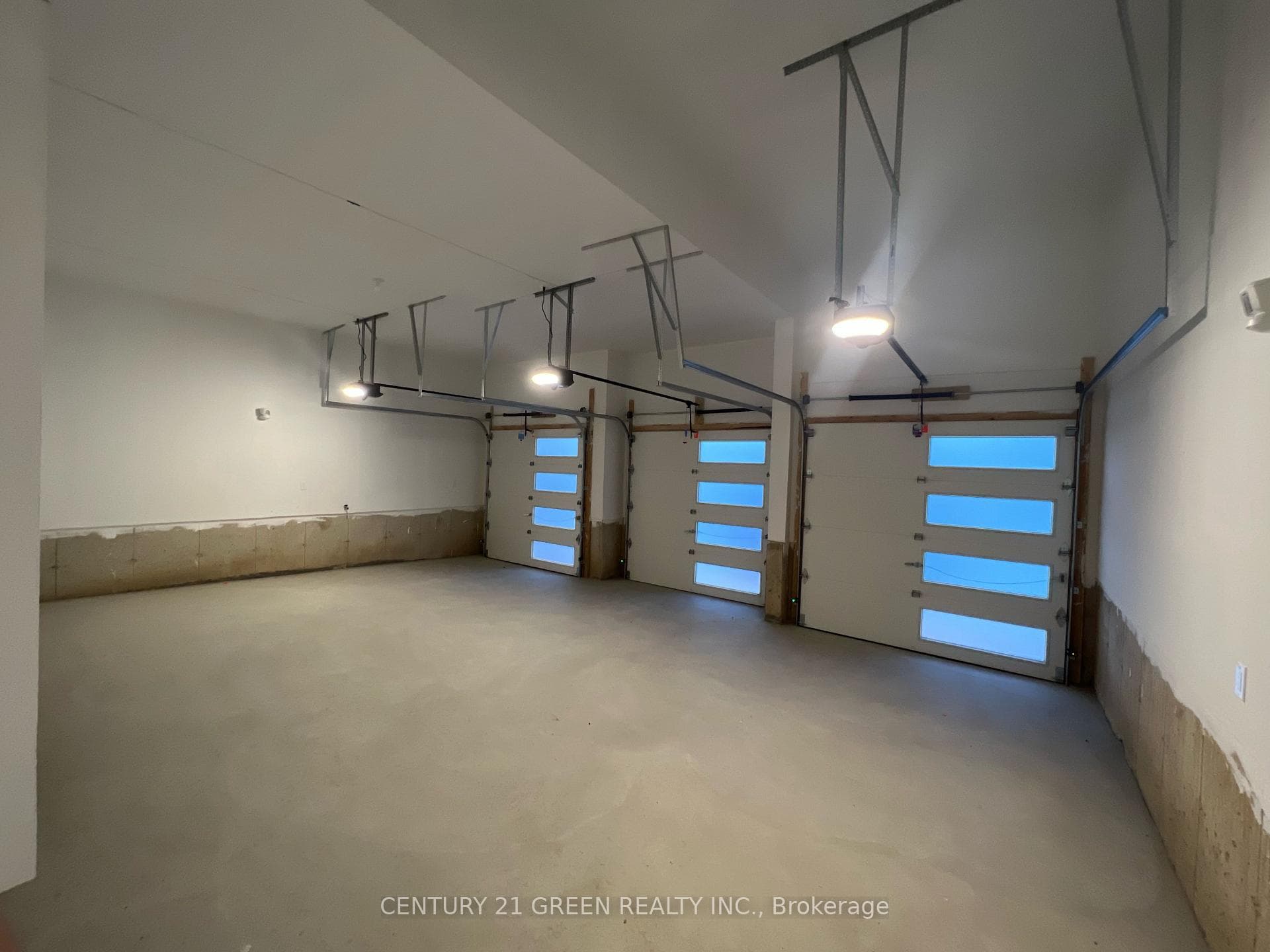 21 Marigold Boulevard photo 31