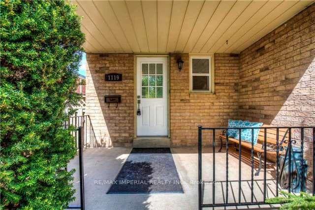 1119 Glenridge Drive photo 2