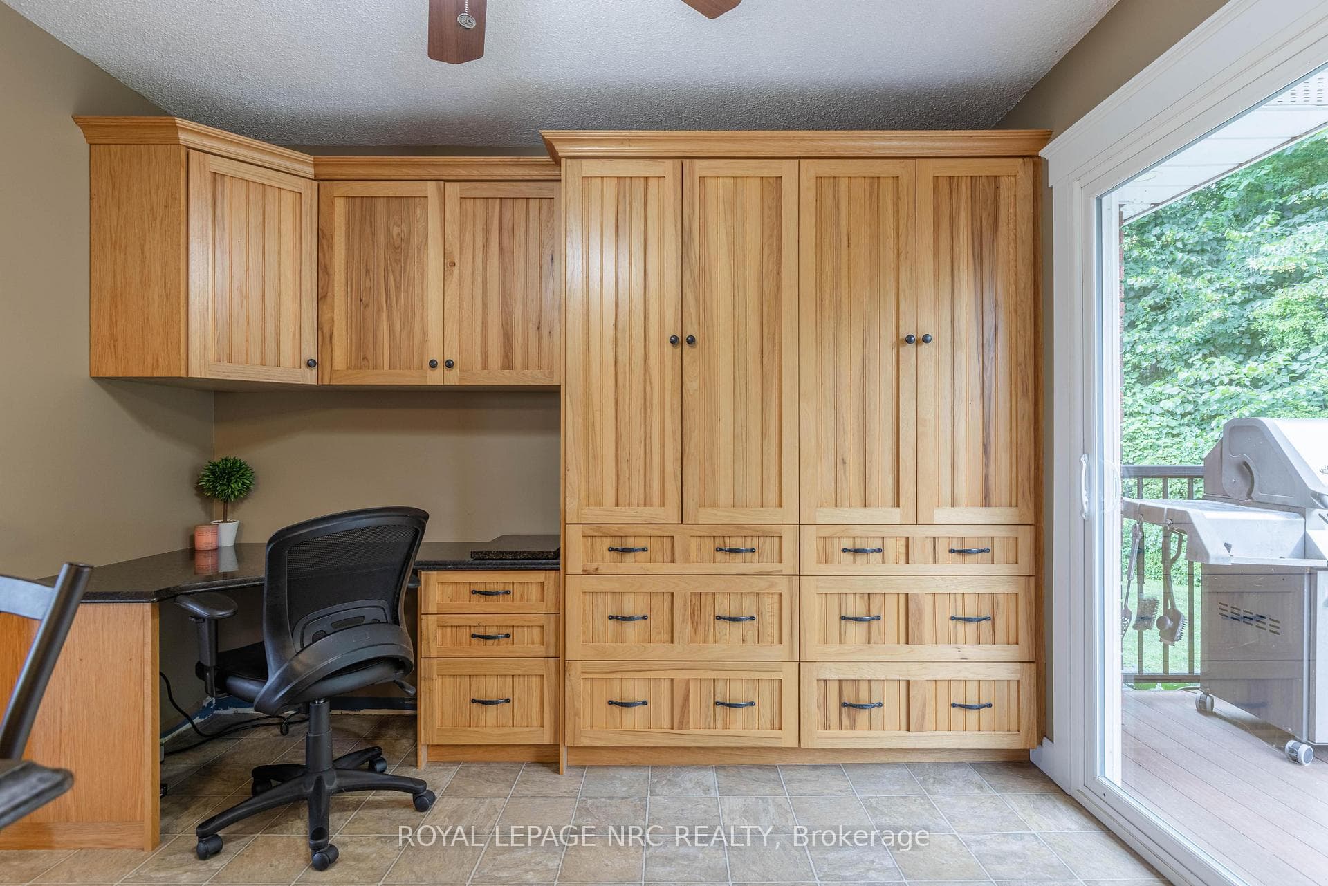 54038 Willford Road photo 10