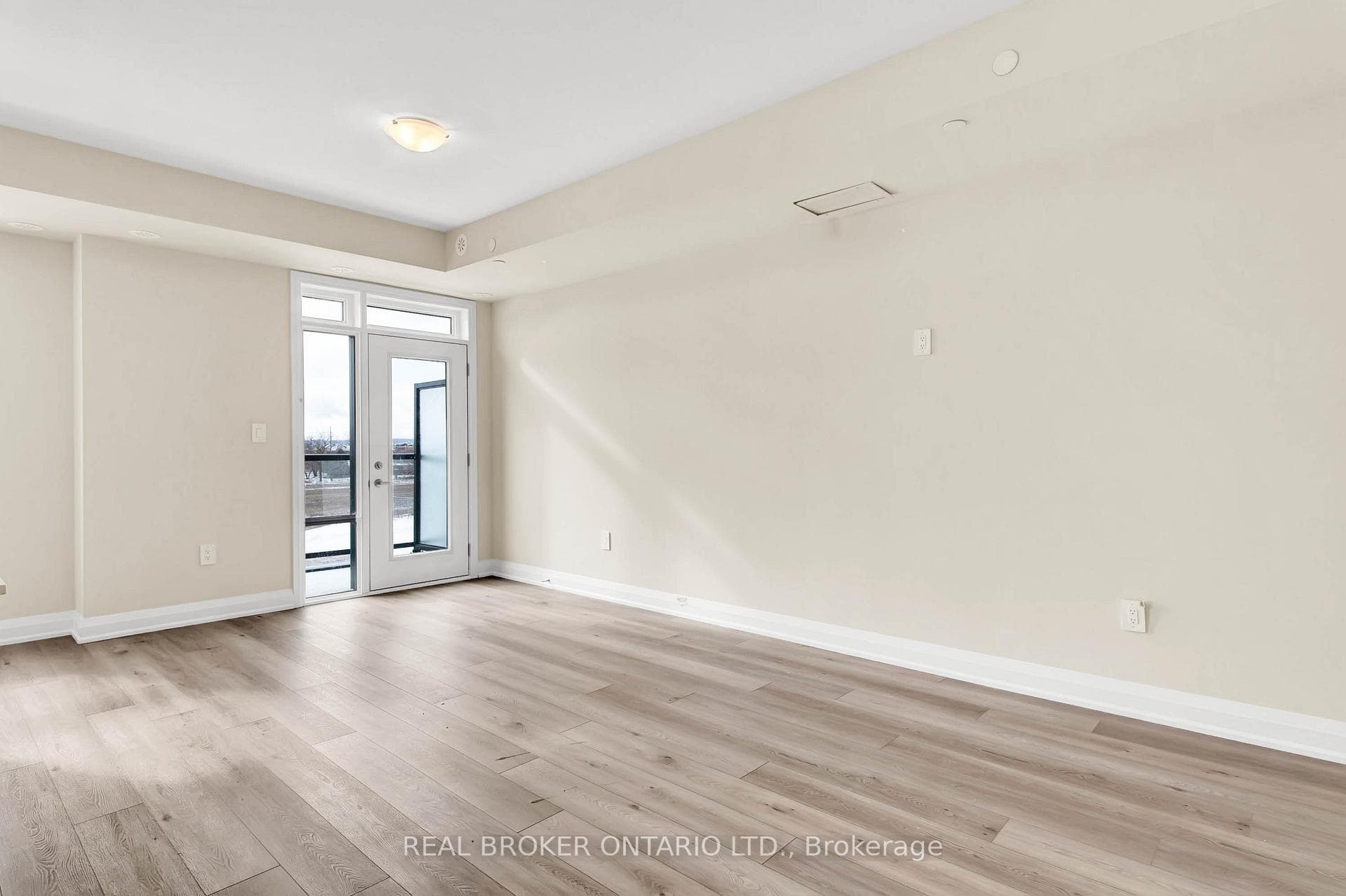 1589 Rose Way Unit 115 photo 7
