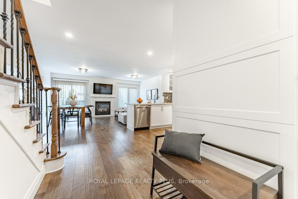 2171 Forest Gate Park photo 4