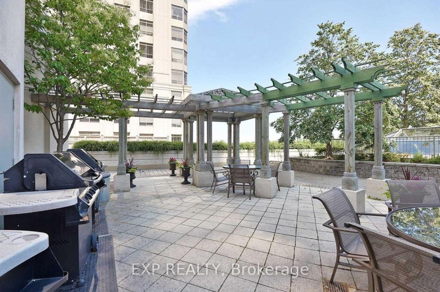 25 Kingsbridge Garden Circle Unit 2120 photo 36