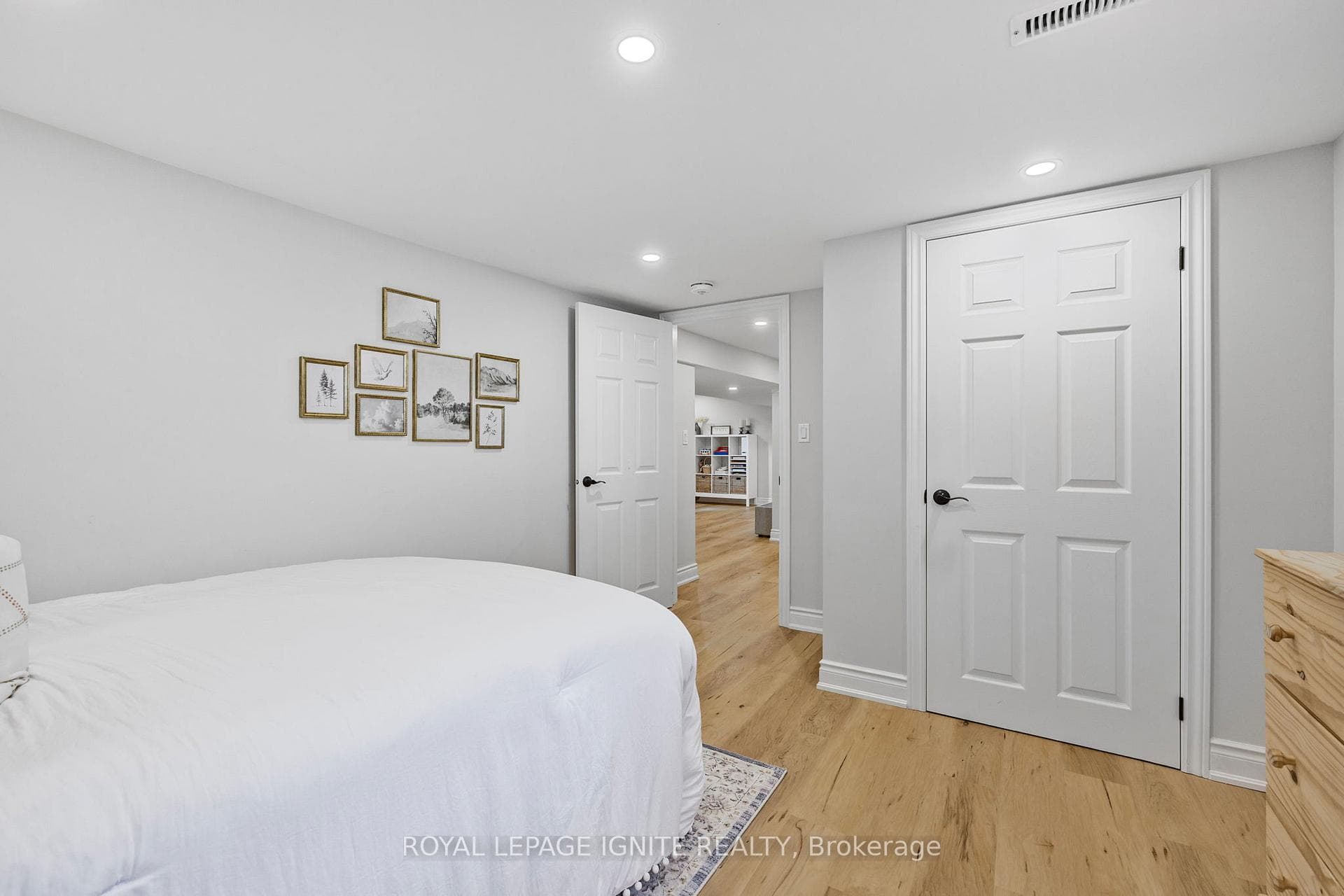 514 Perry Street photo 29