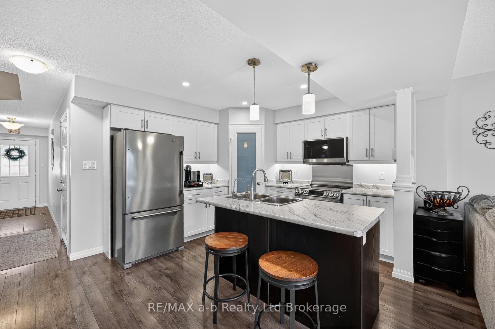 175 INGERSOLL Street Unit 28 photo 14