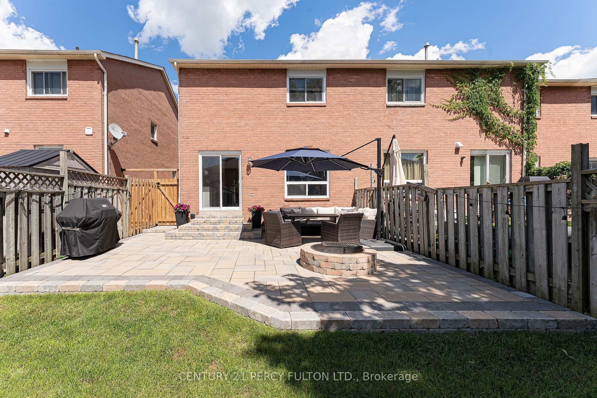 42 Raine Drive photo 34