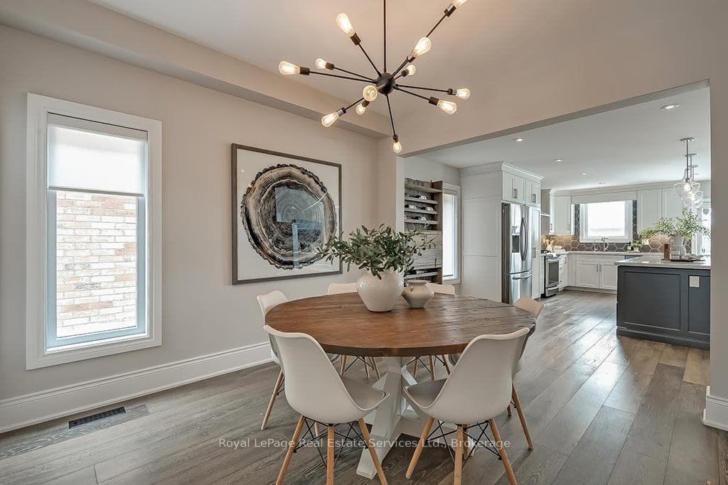 59 Livingstone Drive photo 4