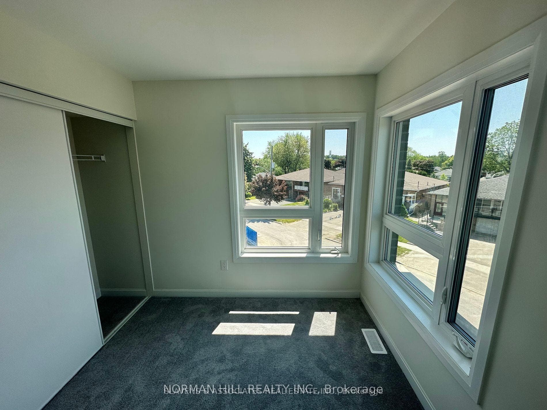 1081 Danforth Road Unit 124 photo 8