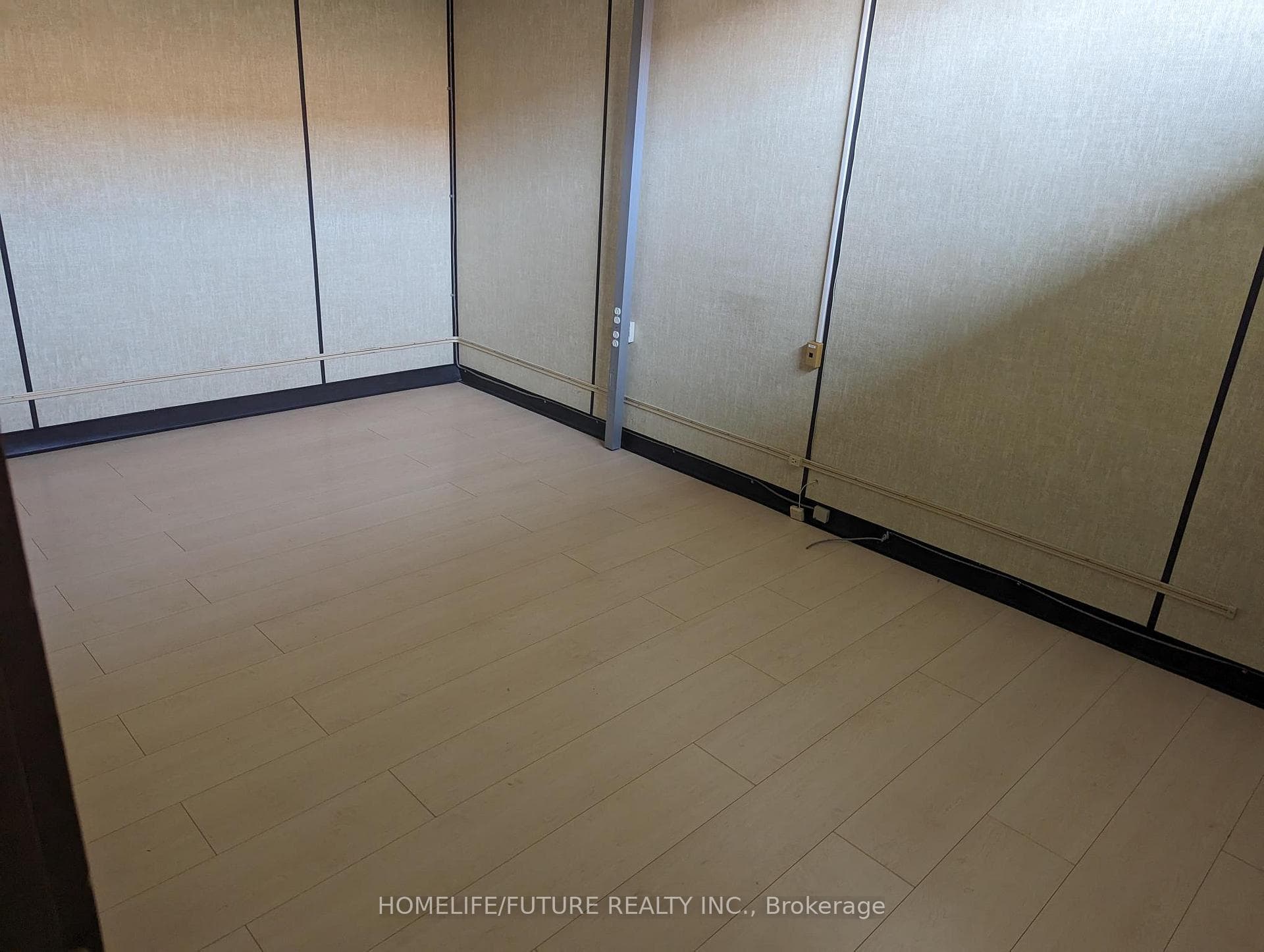 93 Ottawa Avenue photo 5