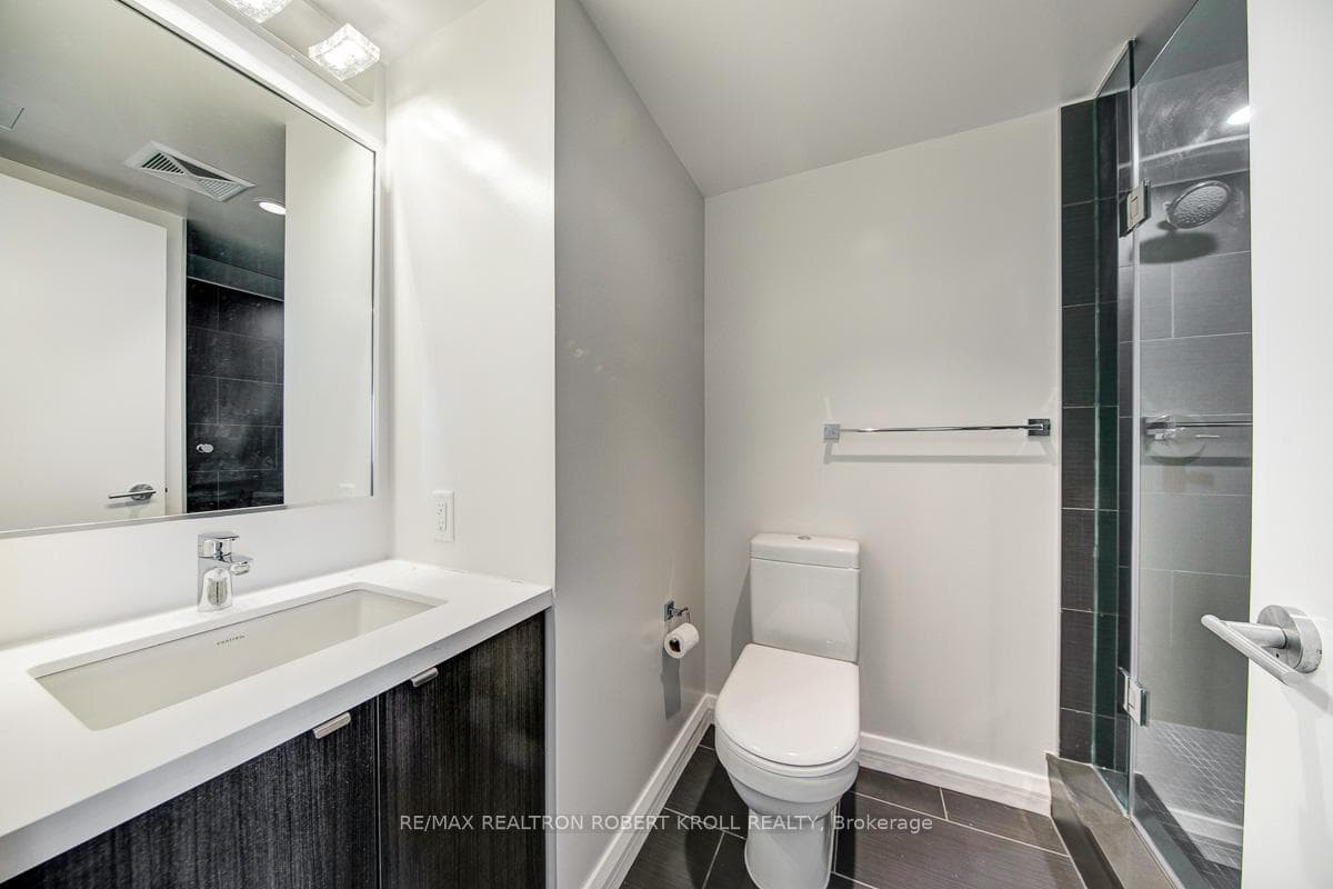 155 Yorkville Avenue Unit 2818 photo 22