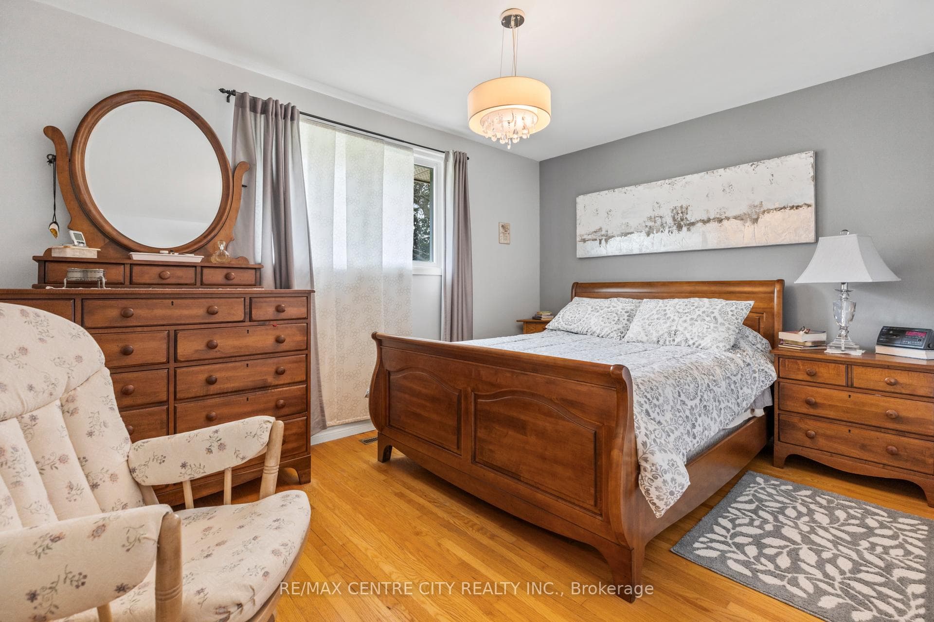 482 Castlegrove Boulevard photo 16