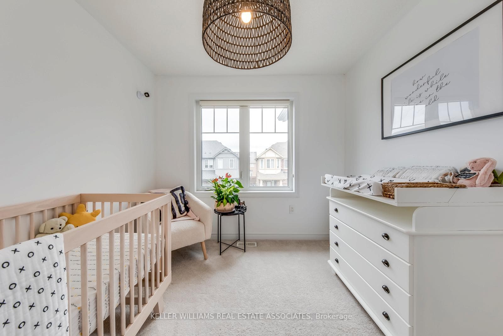 93 Abigail Crescent photo 22