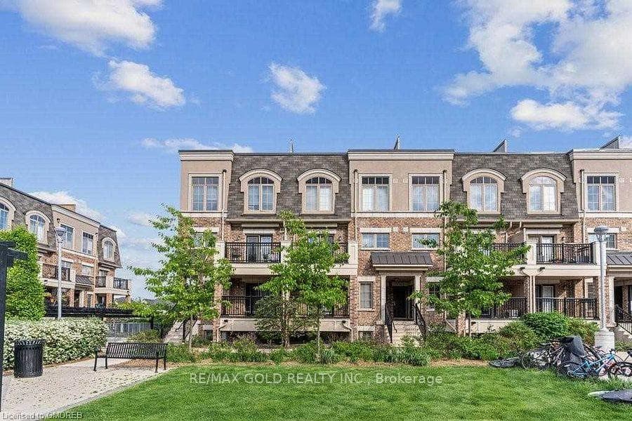 2441 Greenwich Drive Unit 94 photo 1