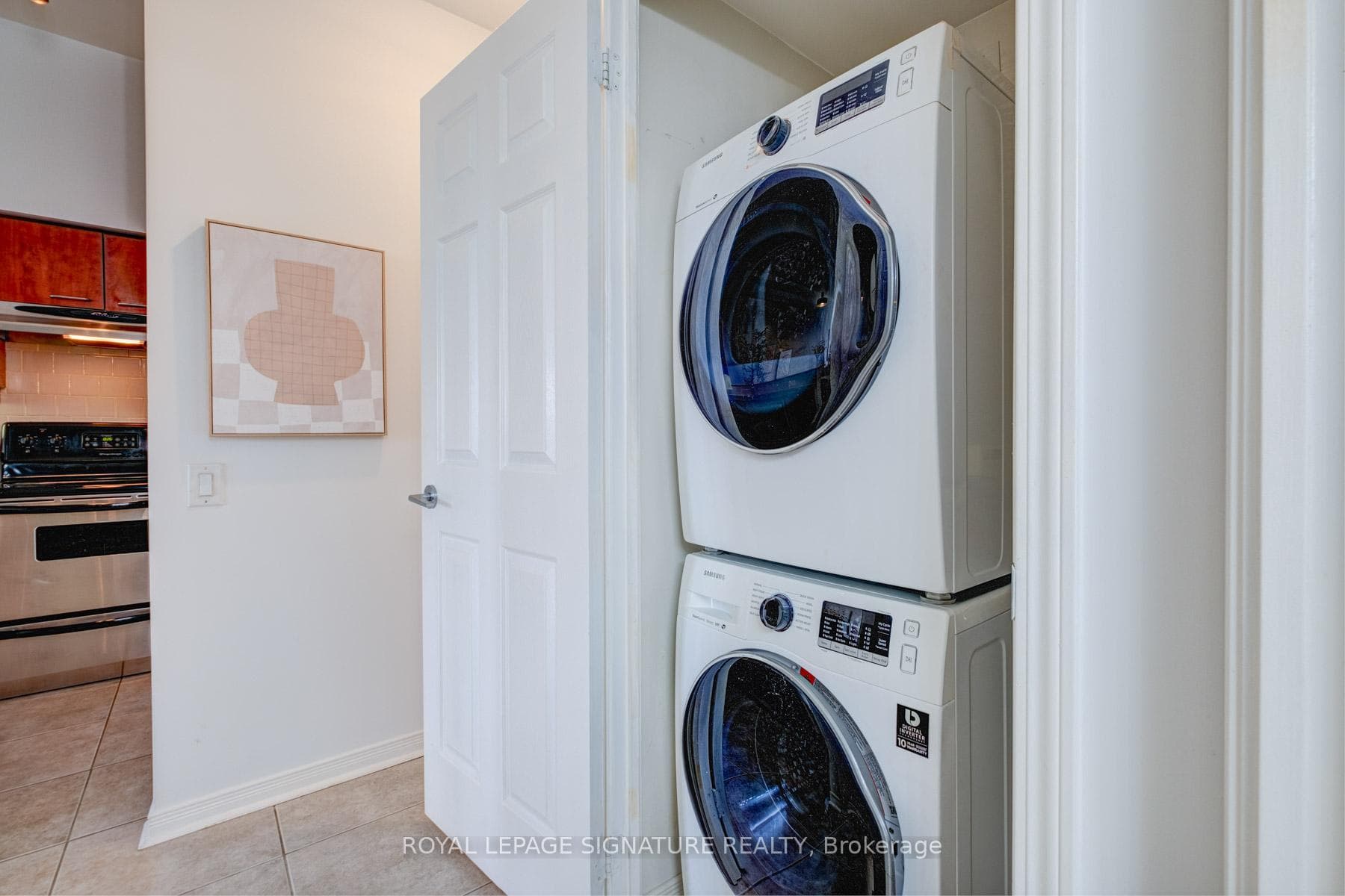 481 Rosewell Avenue Unit 511 photo 23