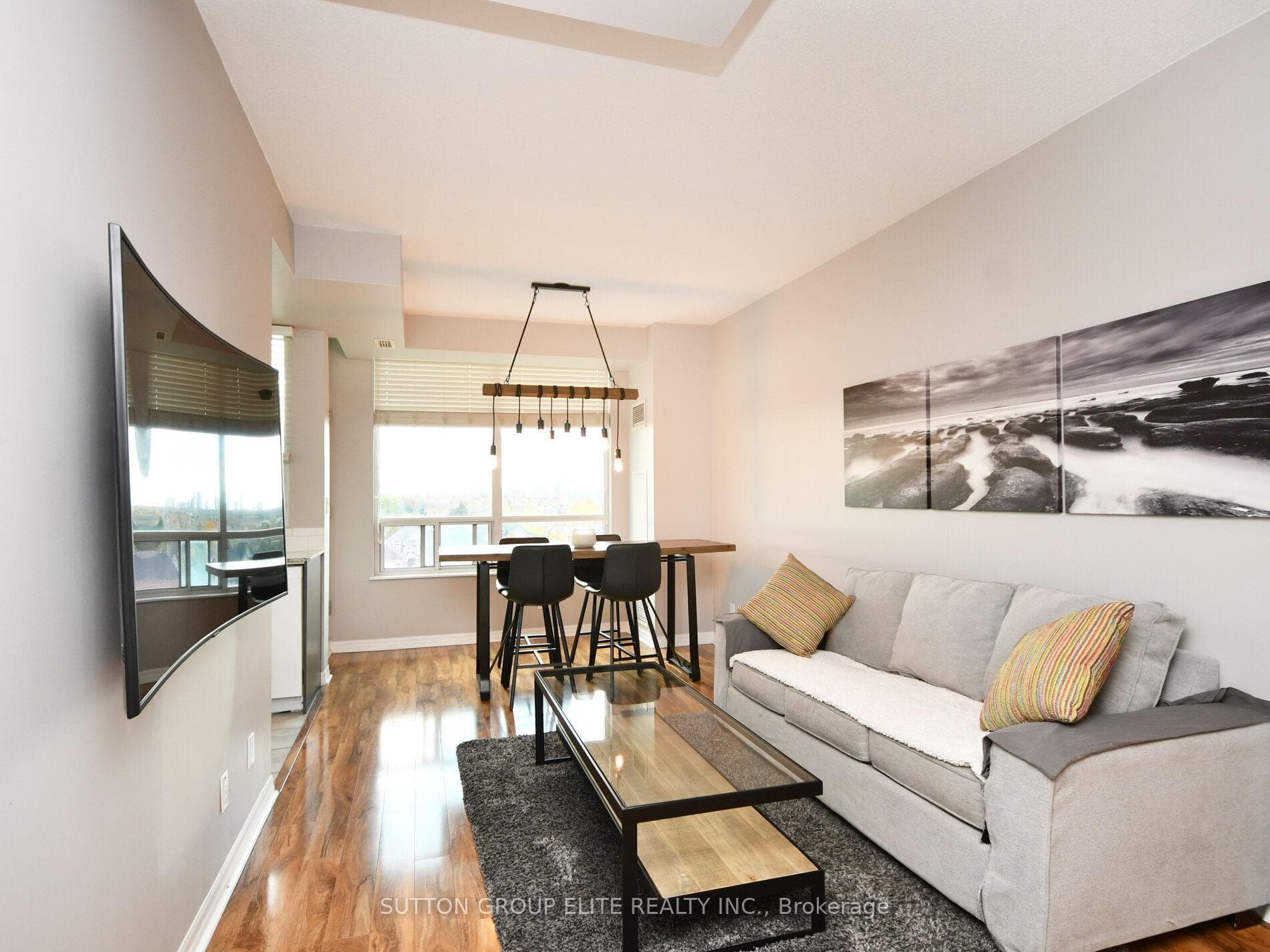 1359 Rathburn Road Unit 609 photo 7