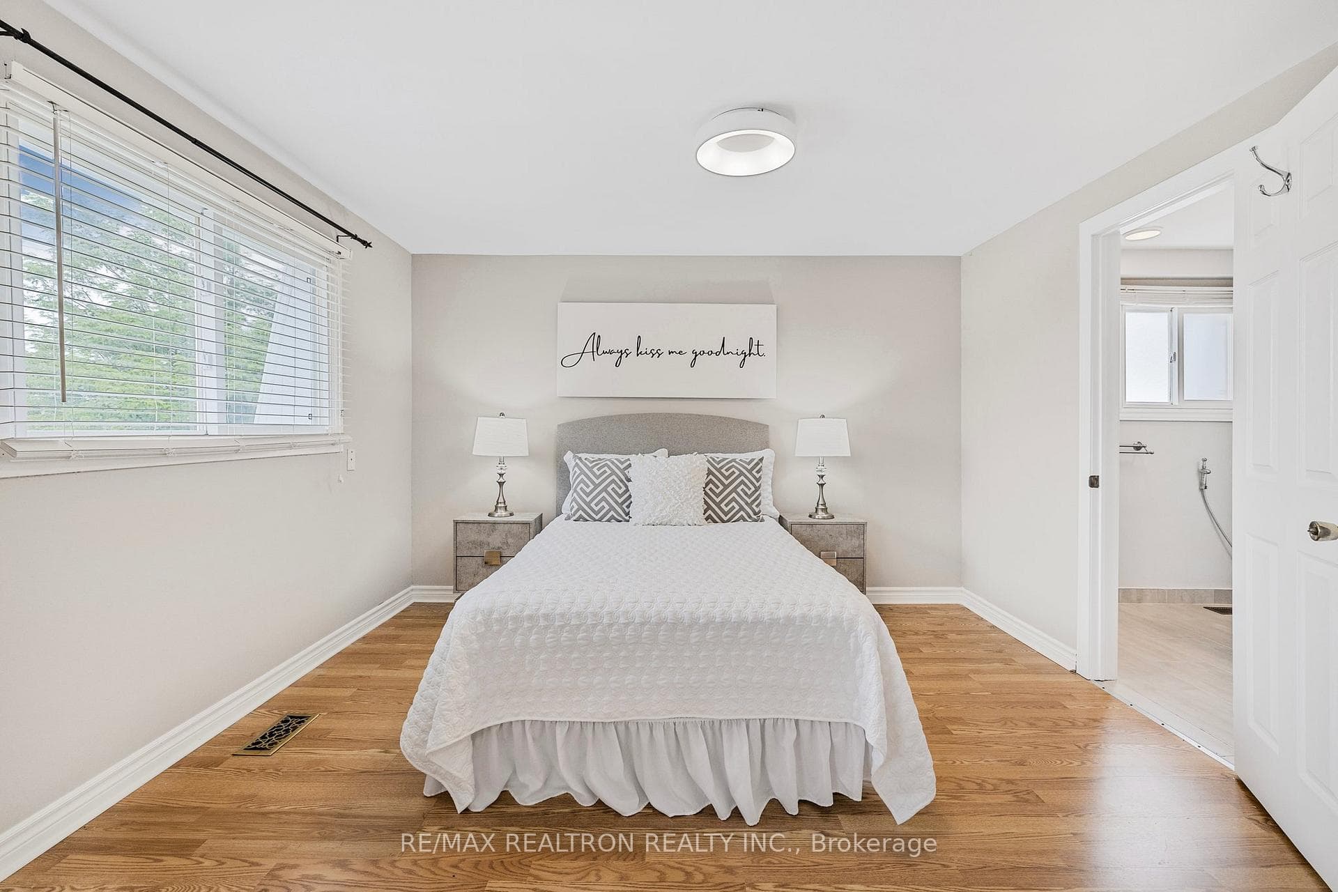 33 Chumleigh Crescent photo 21