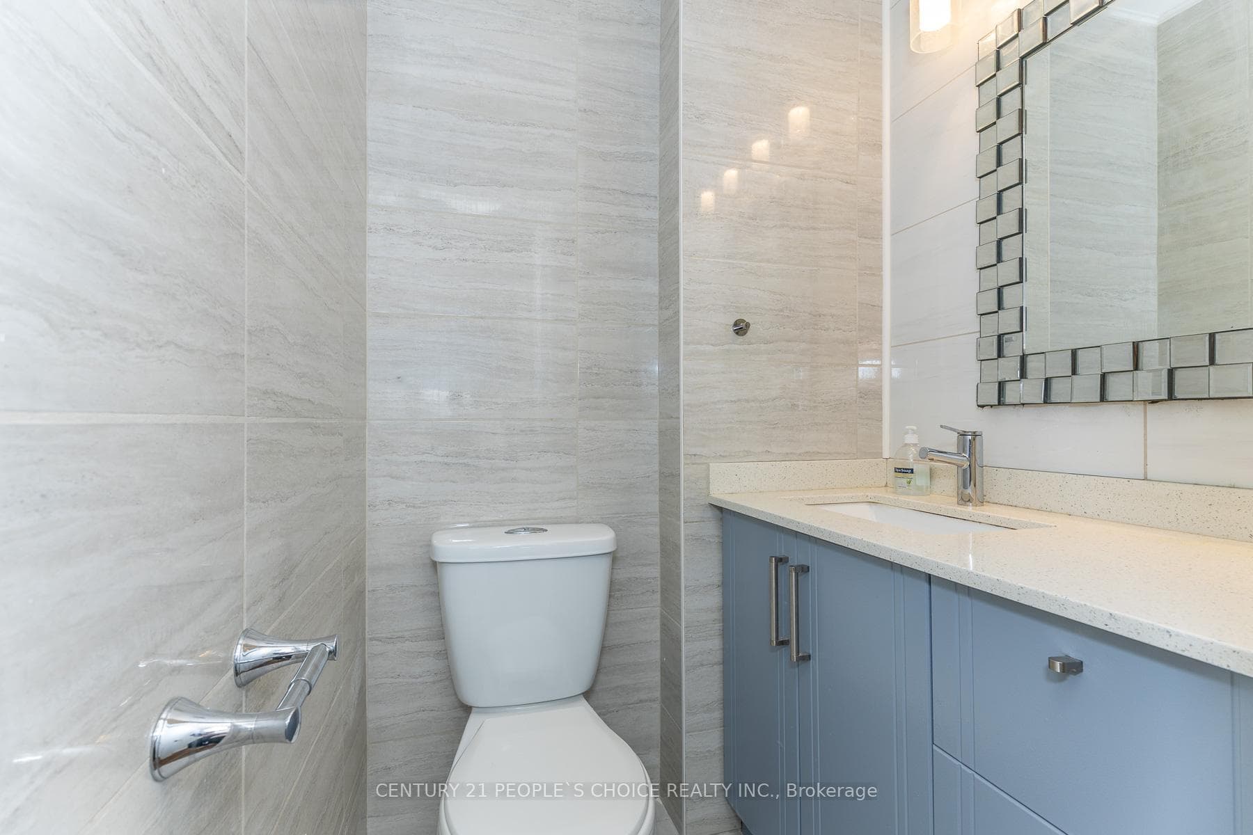 10 Eddystone Avenue Unit 106 photo 24