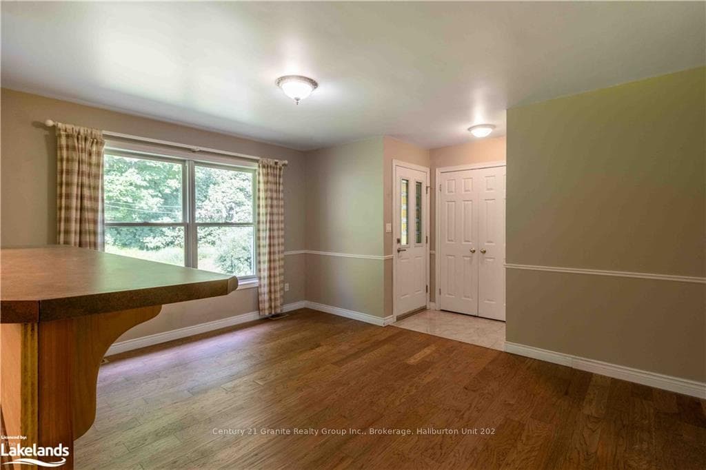 1027 BLAIRHAMPTON Road photo 12