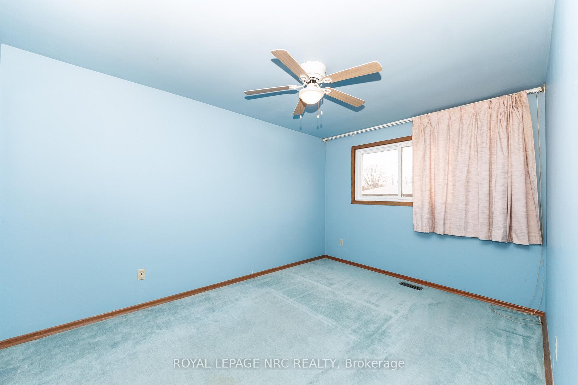 33 Strathmore Crescent photo 28