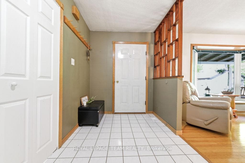 7 Simmons Drive photo 9