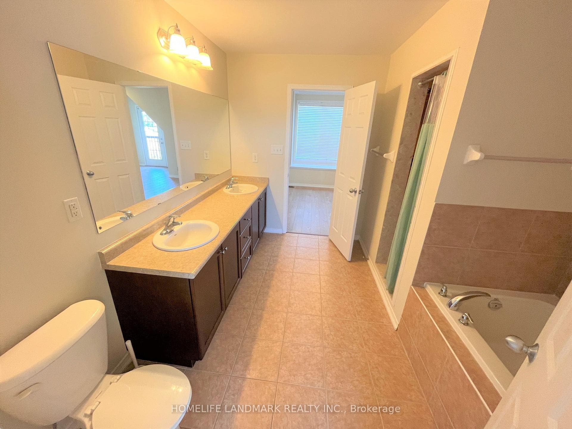 79 John Bell Crescent photo 22