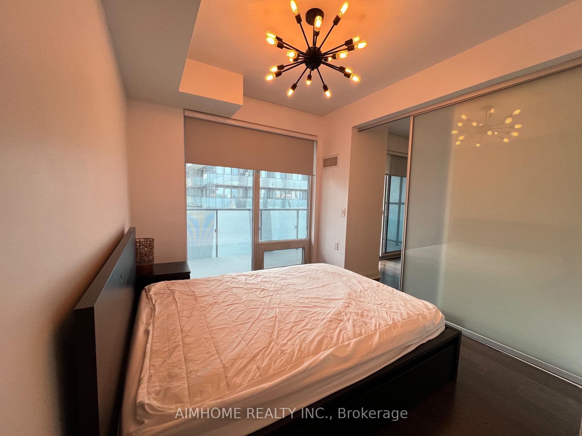65 St Mary Street Unit 601 photo 7