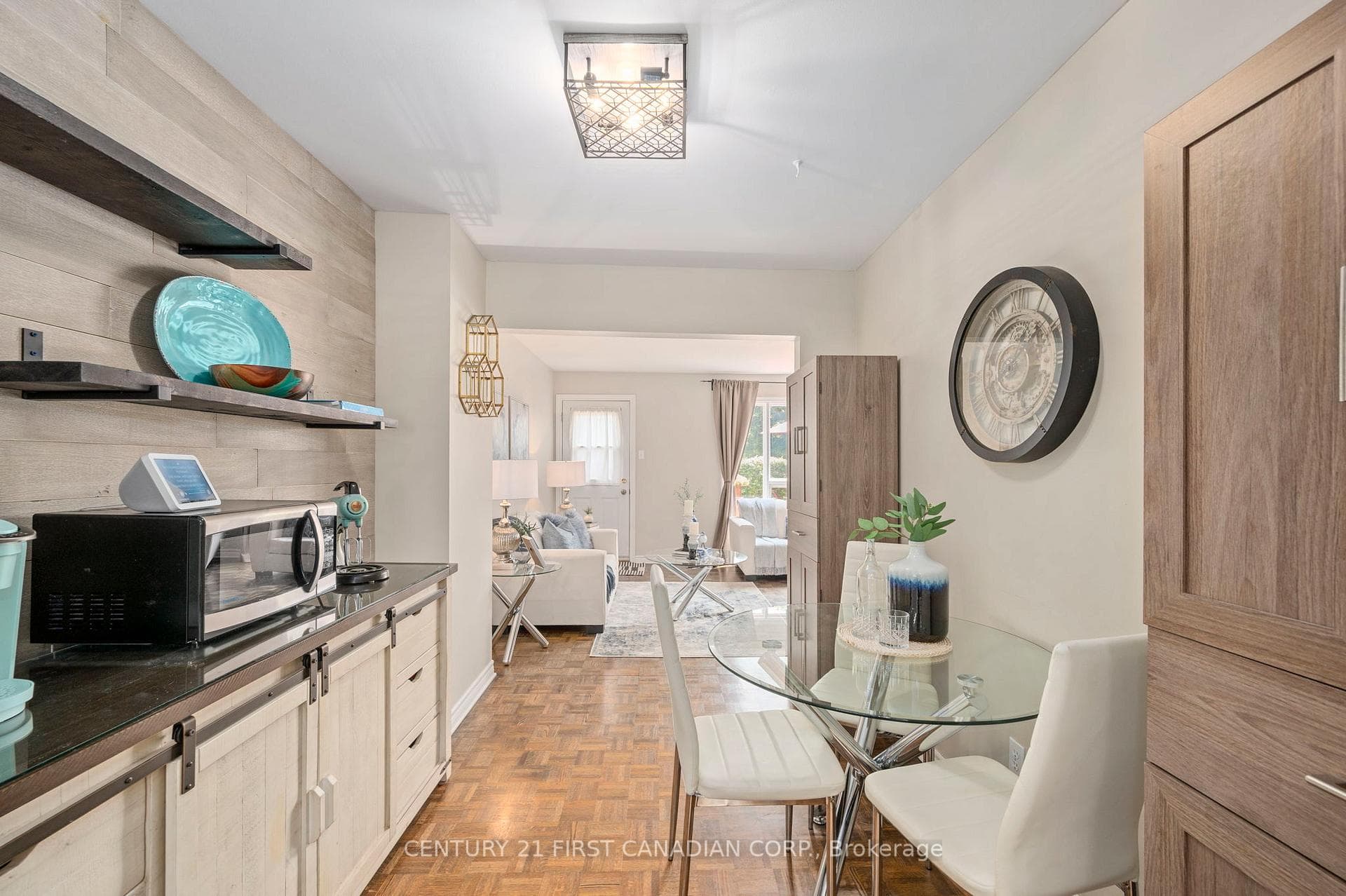 229 Millbank Drive photo 9