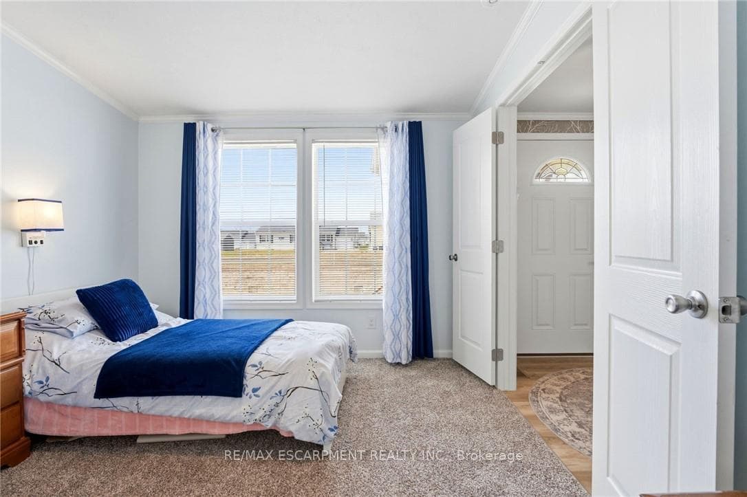 20 Hickory Hollow photo 27