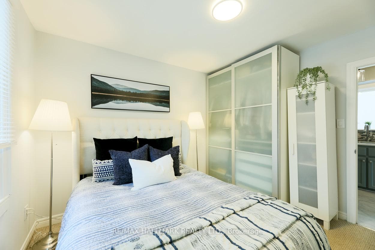 28 Lynn Road photo 10