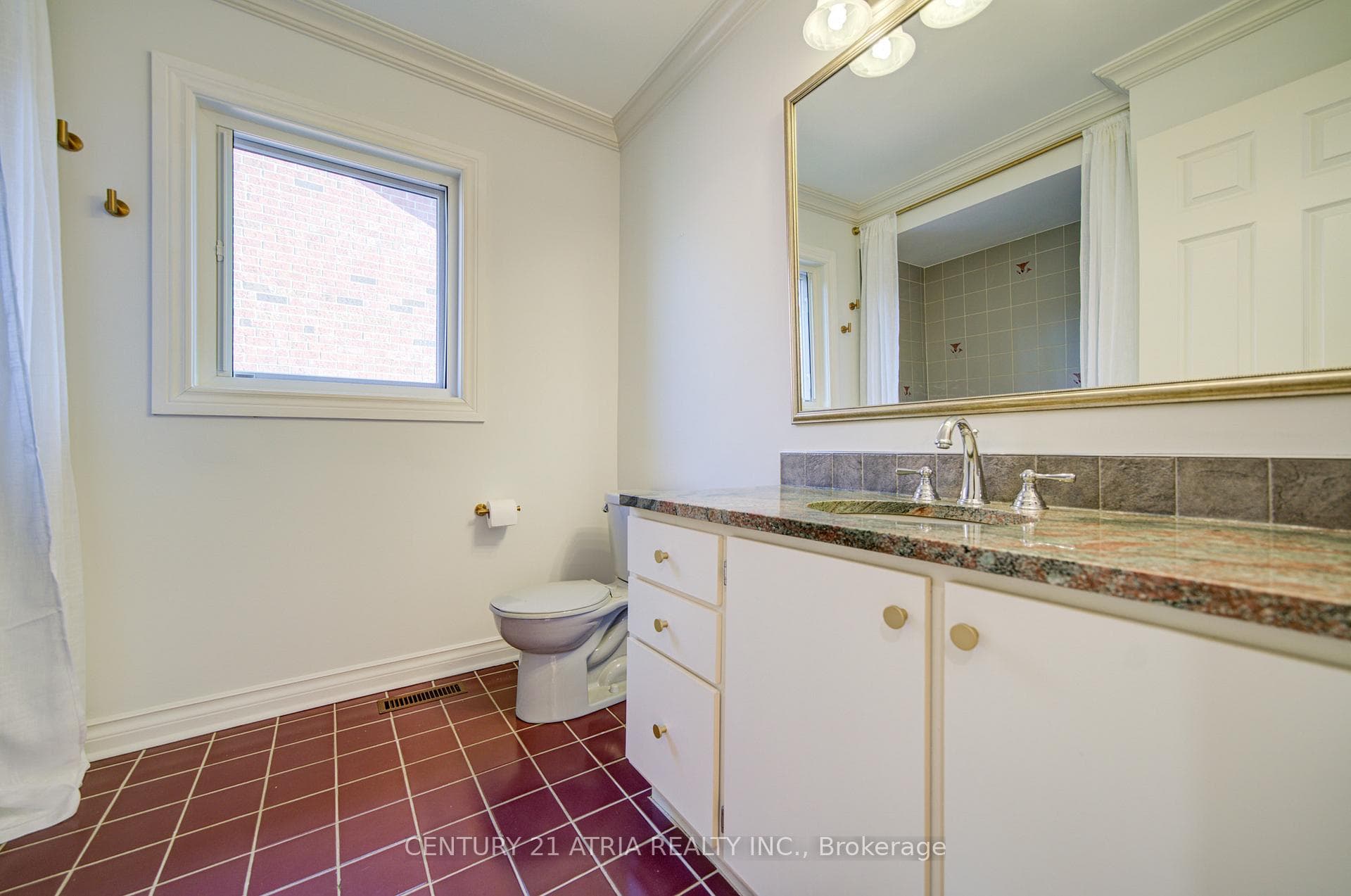 64 Craigleith Crescent photo 23