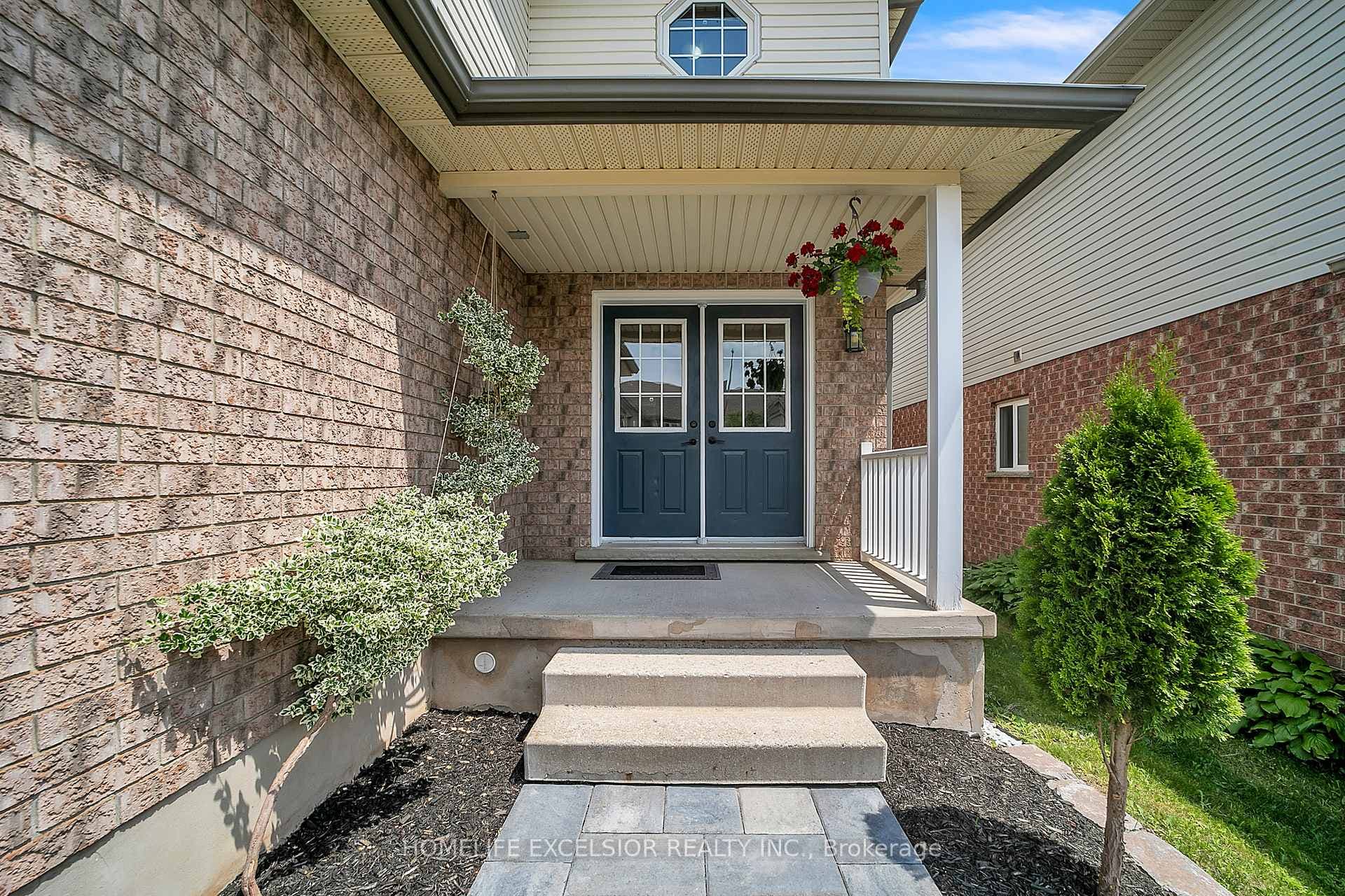 129 Windflower Drive photo 3