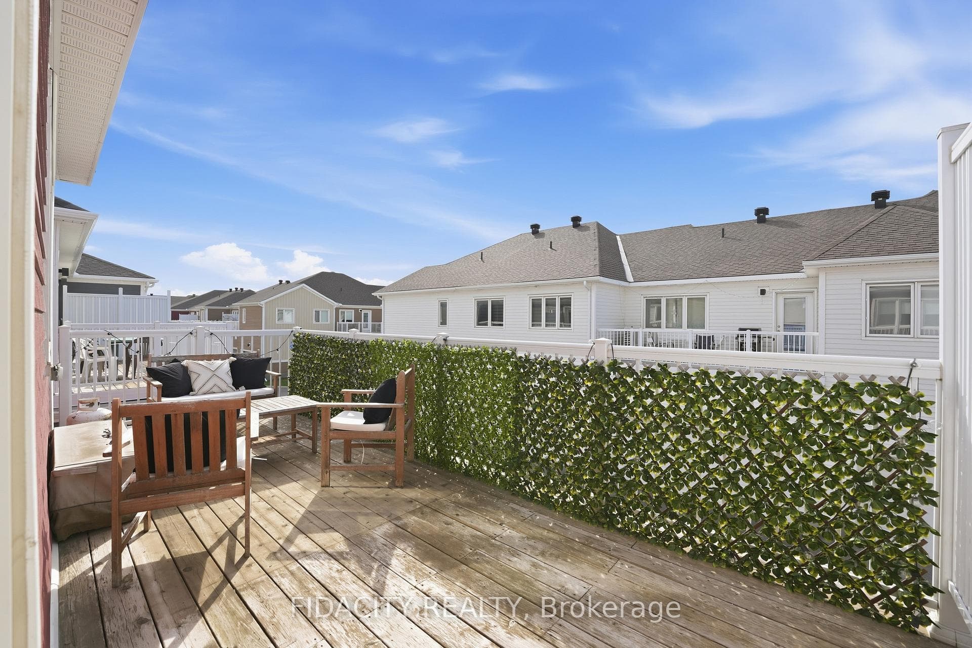 6333 Perth Street photo 37