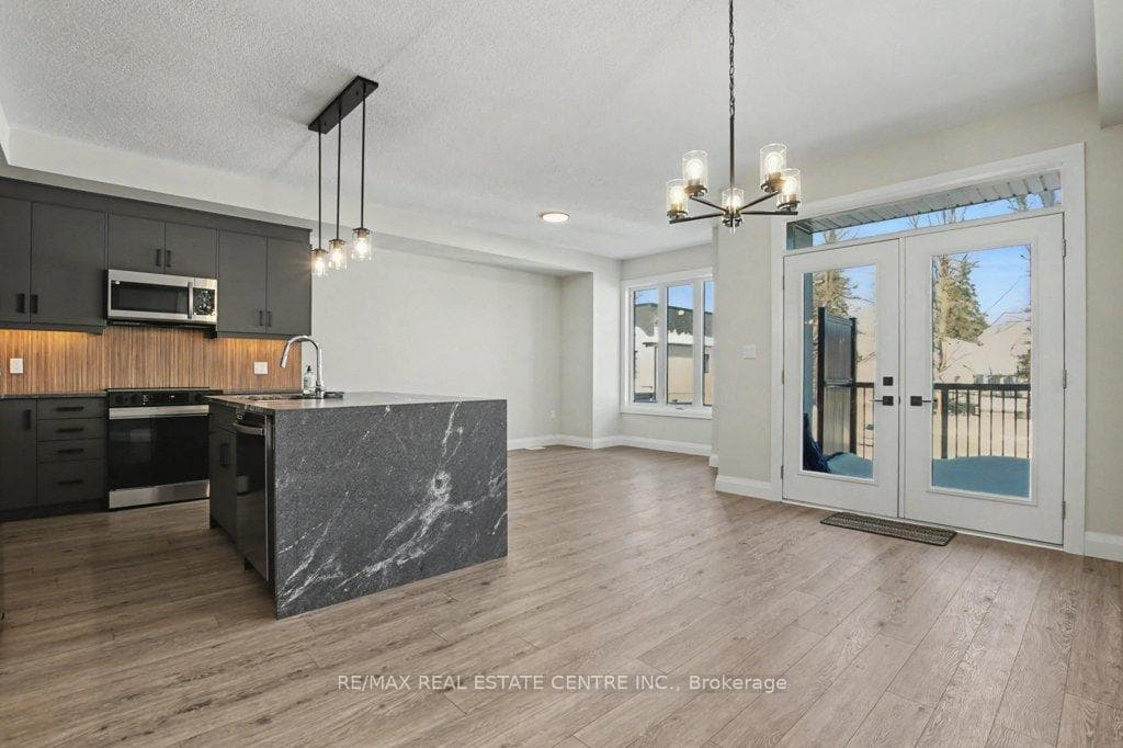 143 ELGIN Street Unit 78 photo 11