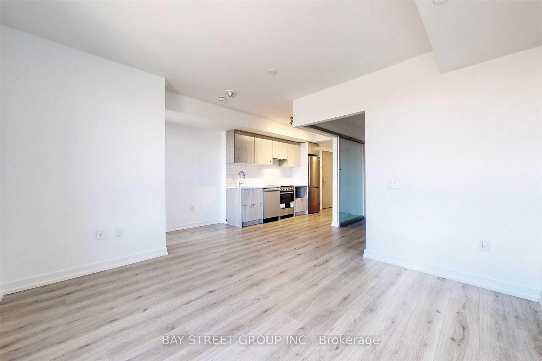 395 Bloor Street Unit 4906 photo 8