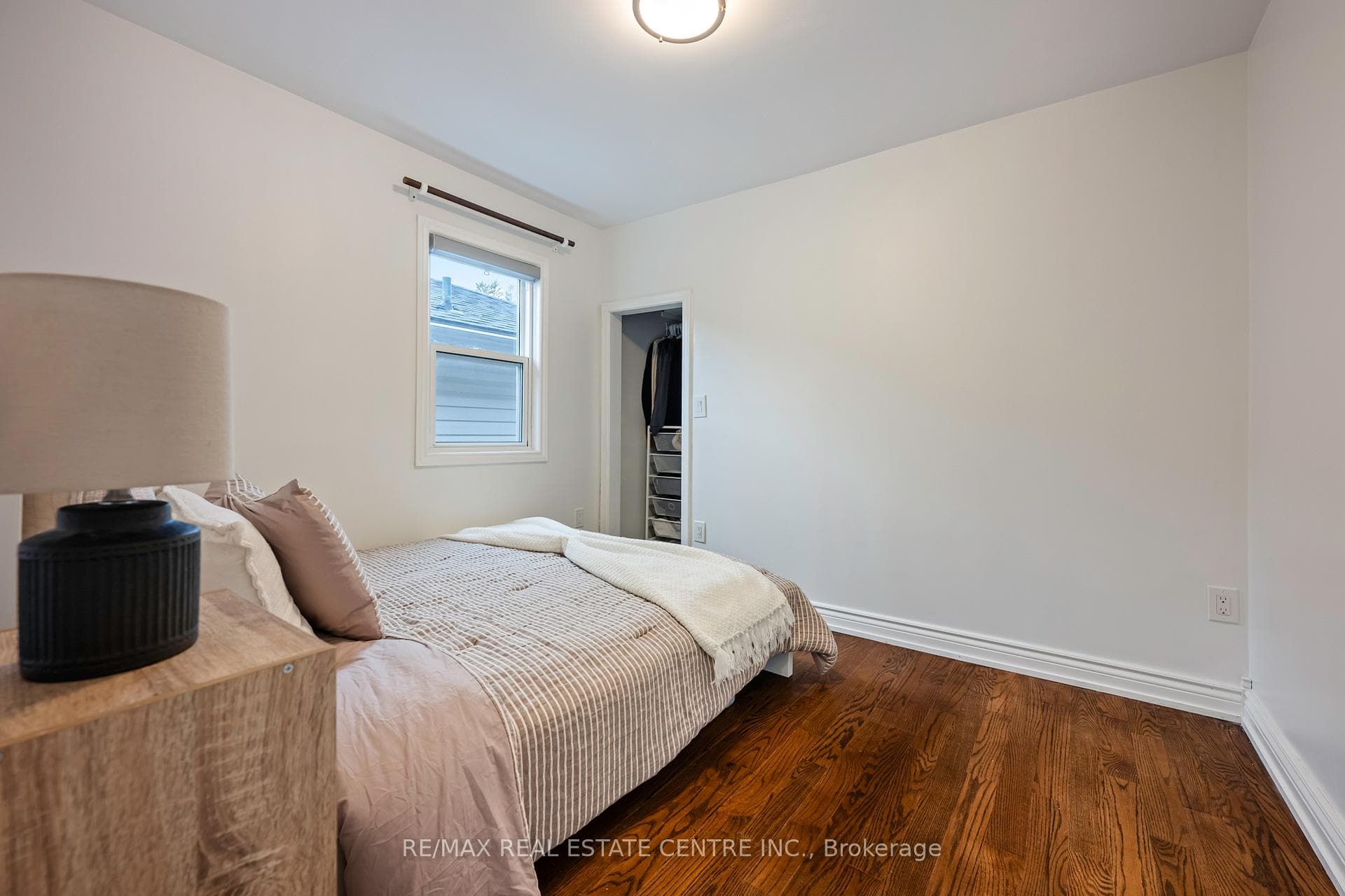 121 Proton Street photo 19