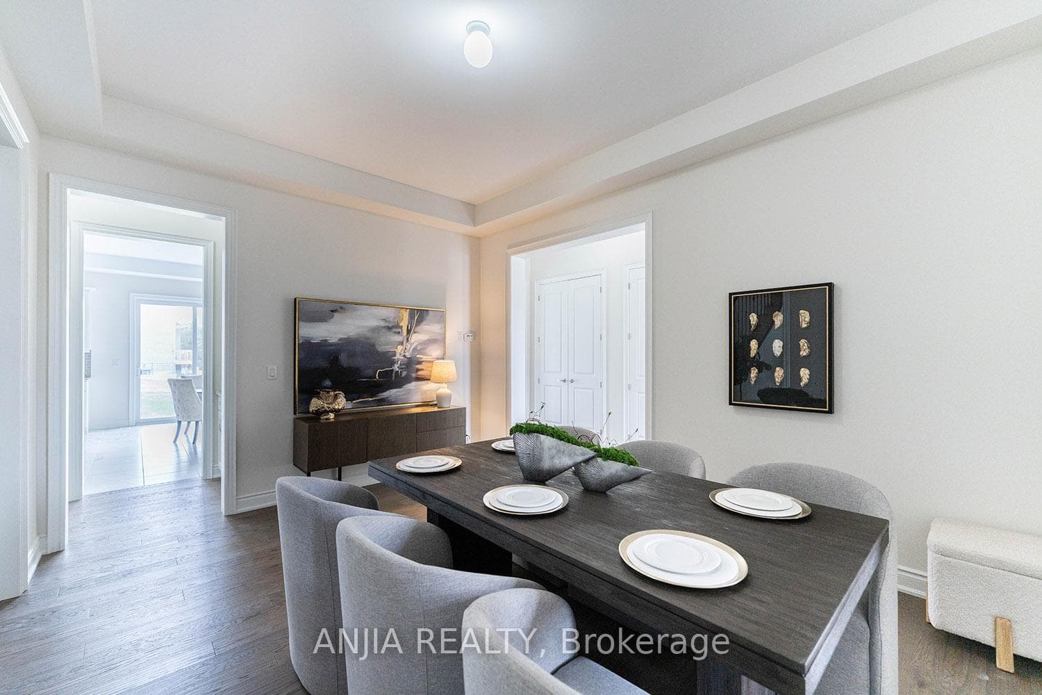 21 Joiner Circle photo 14