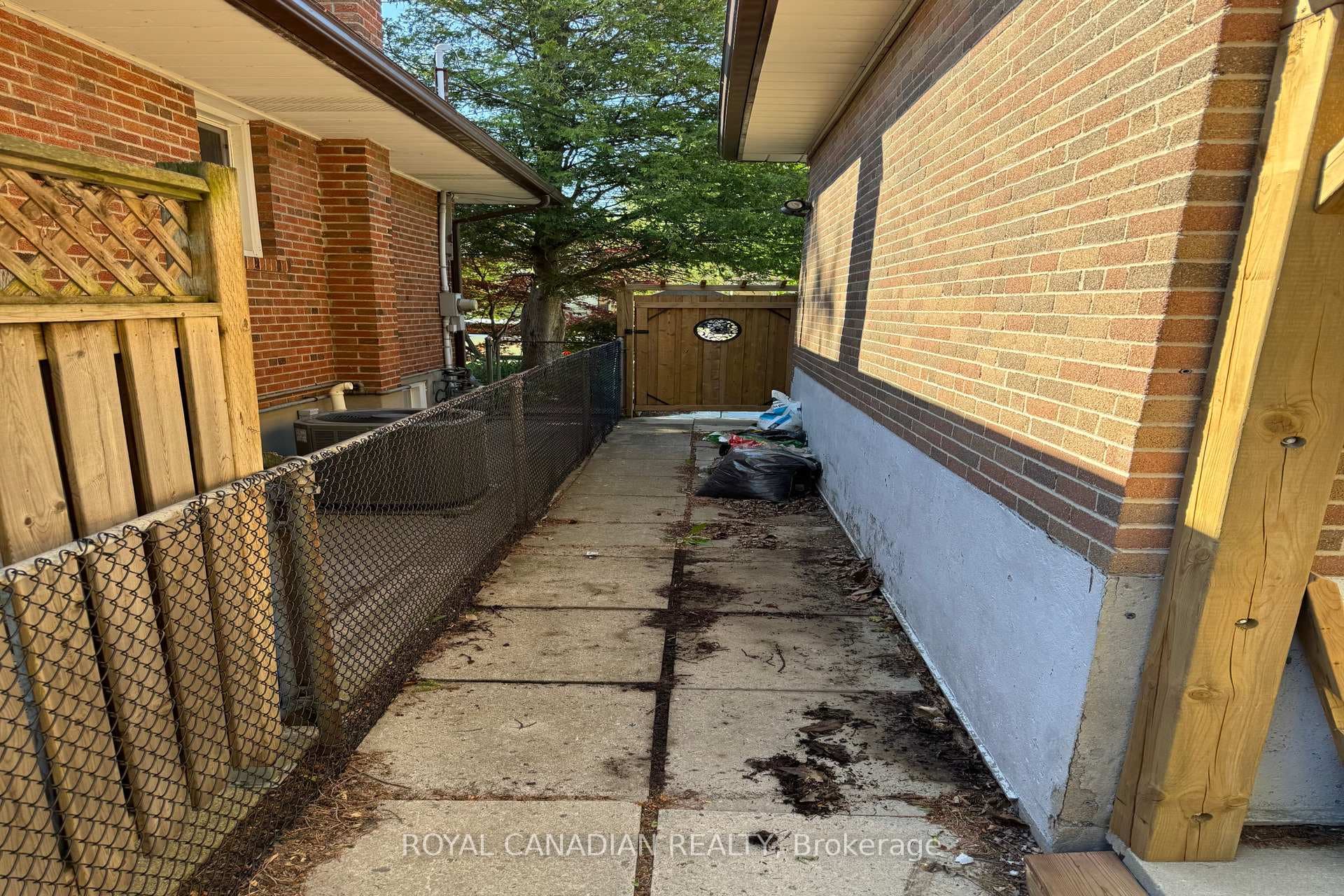 312 Coronation Drive Unit BSMT photo 5