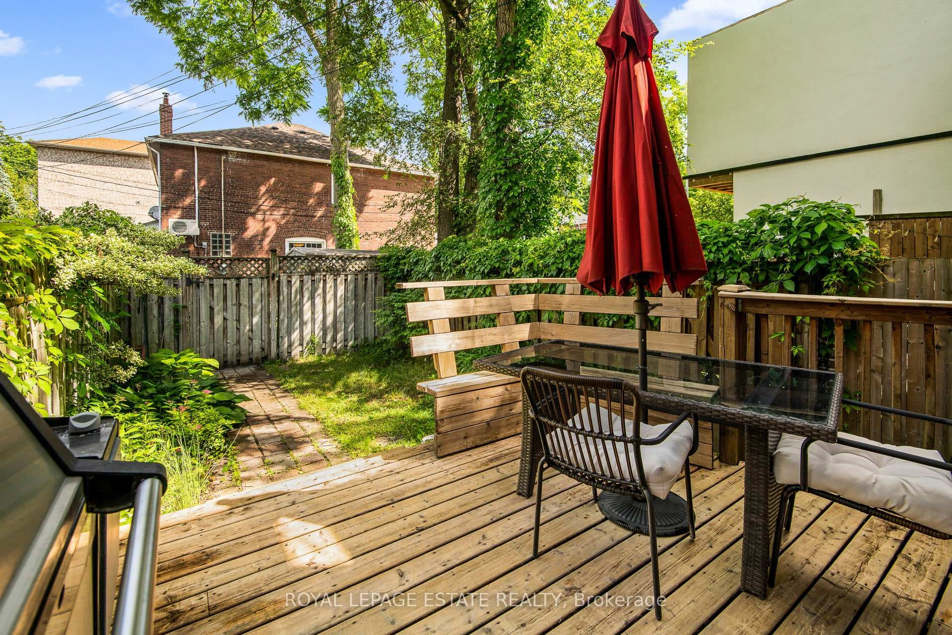 512 Soudan Avenue photo 29