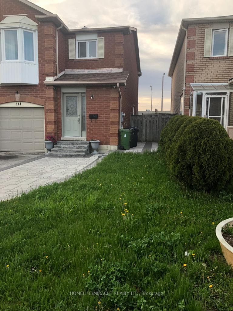144 Robbinstone Drive photo 25