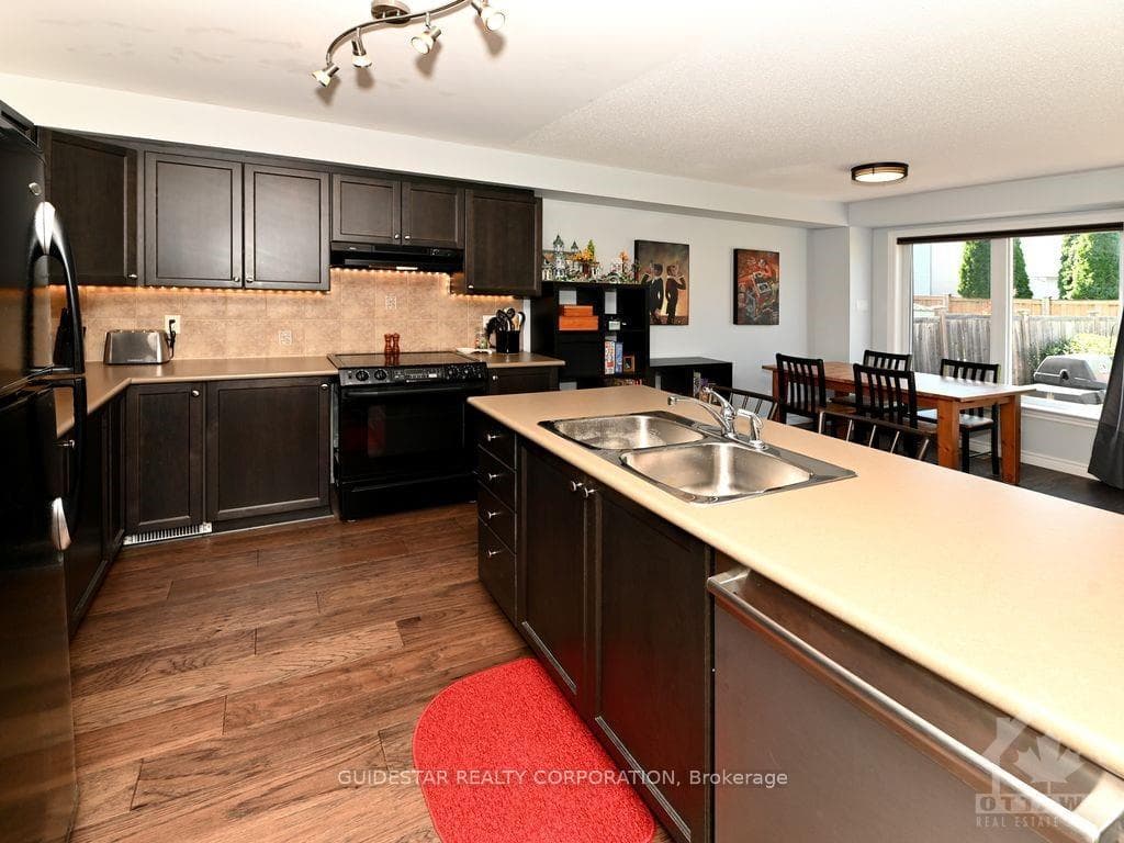 74 SELHURST Avenue photo 3