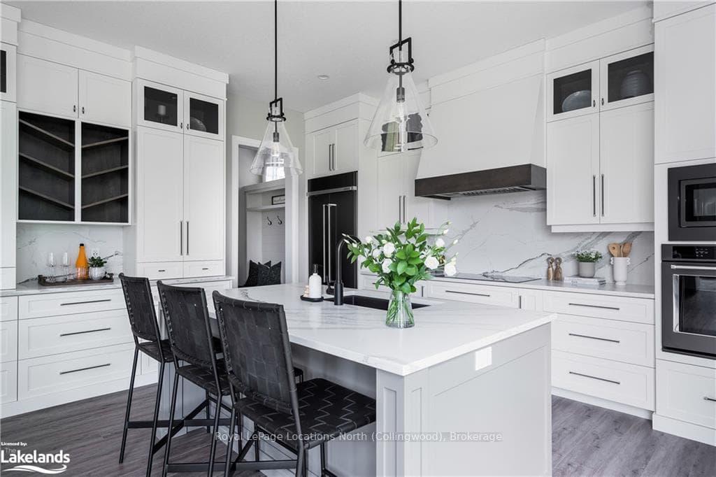 66 KIRBY Avenue photo 13