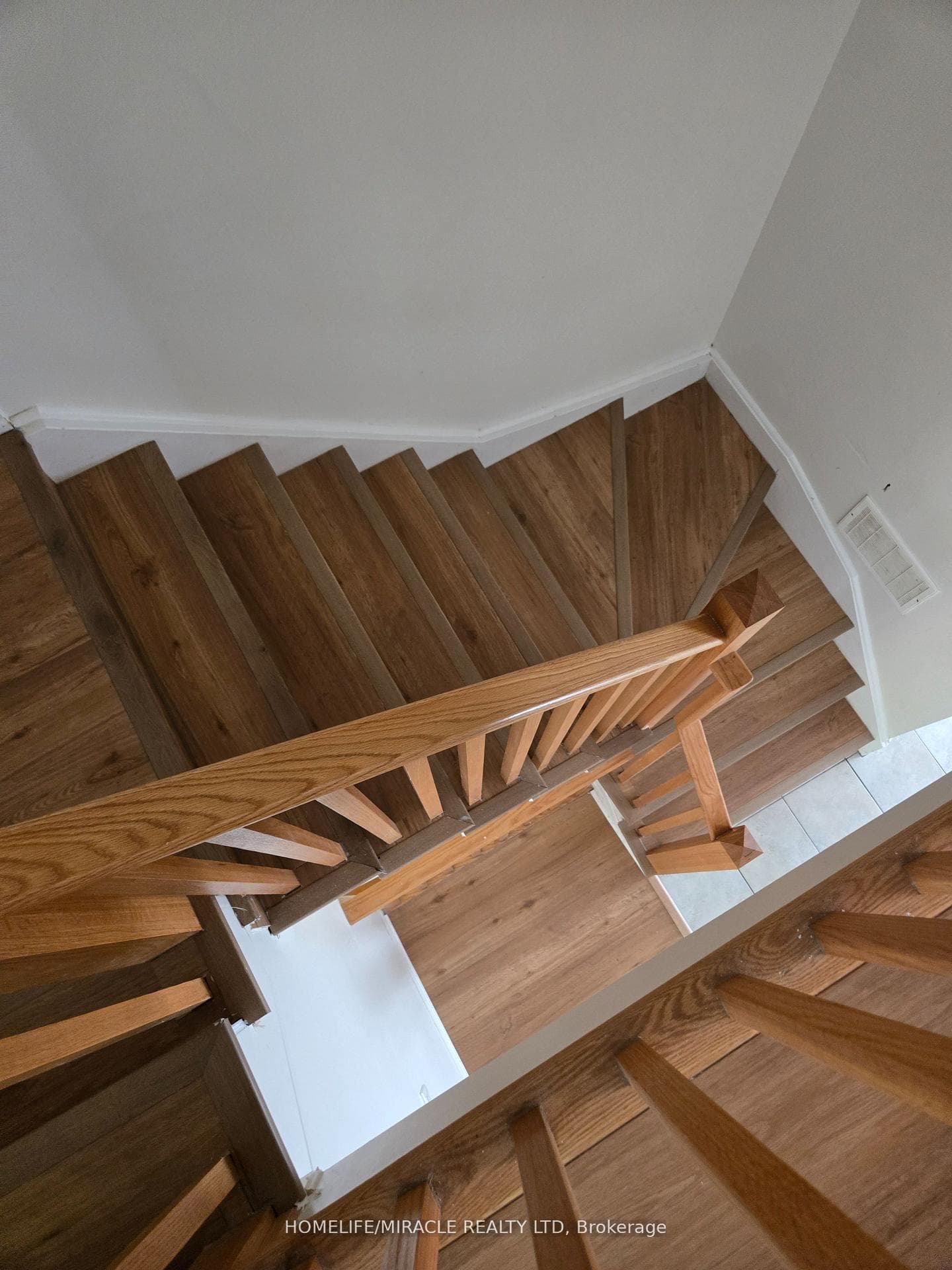 3120 Boxford Crescent Unit 5 photo 13