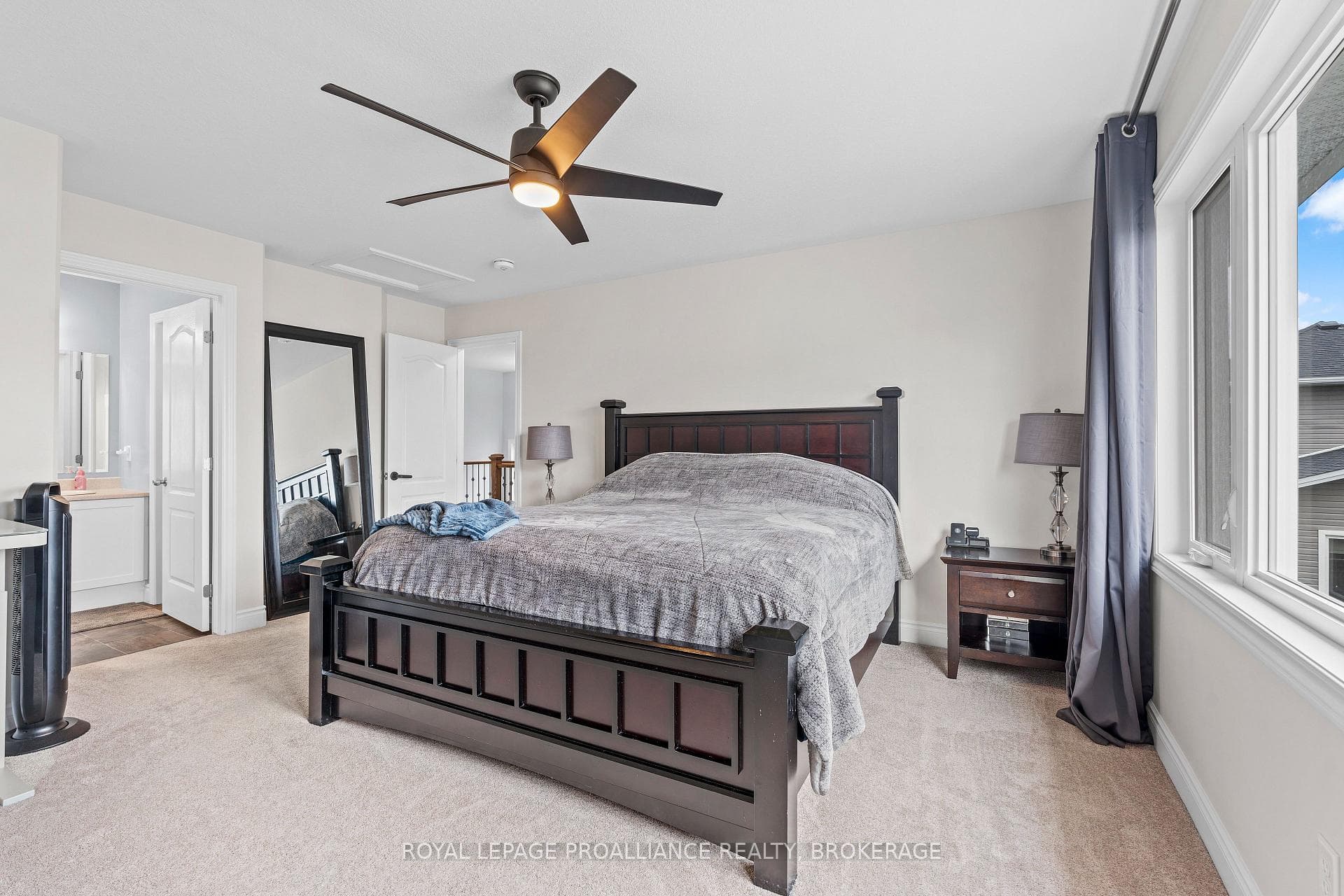 464 Beth Crescent photo 20