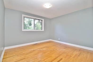 885 MAITLAND Avenue photo 6
