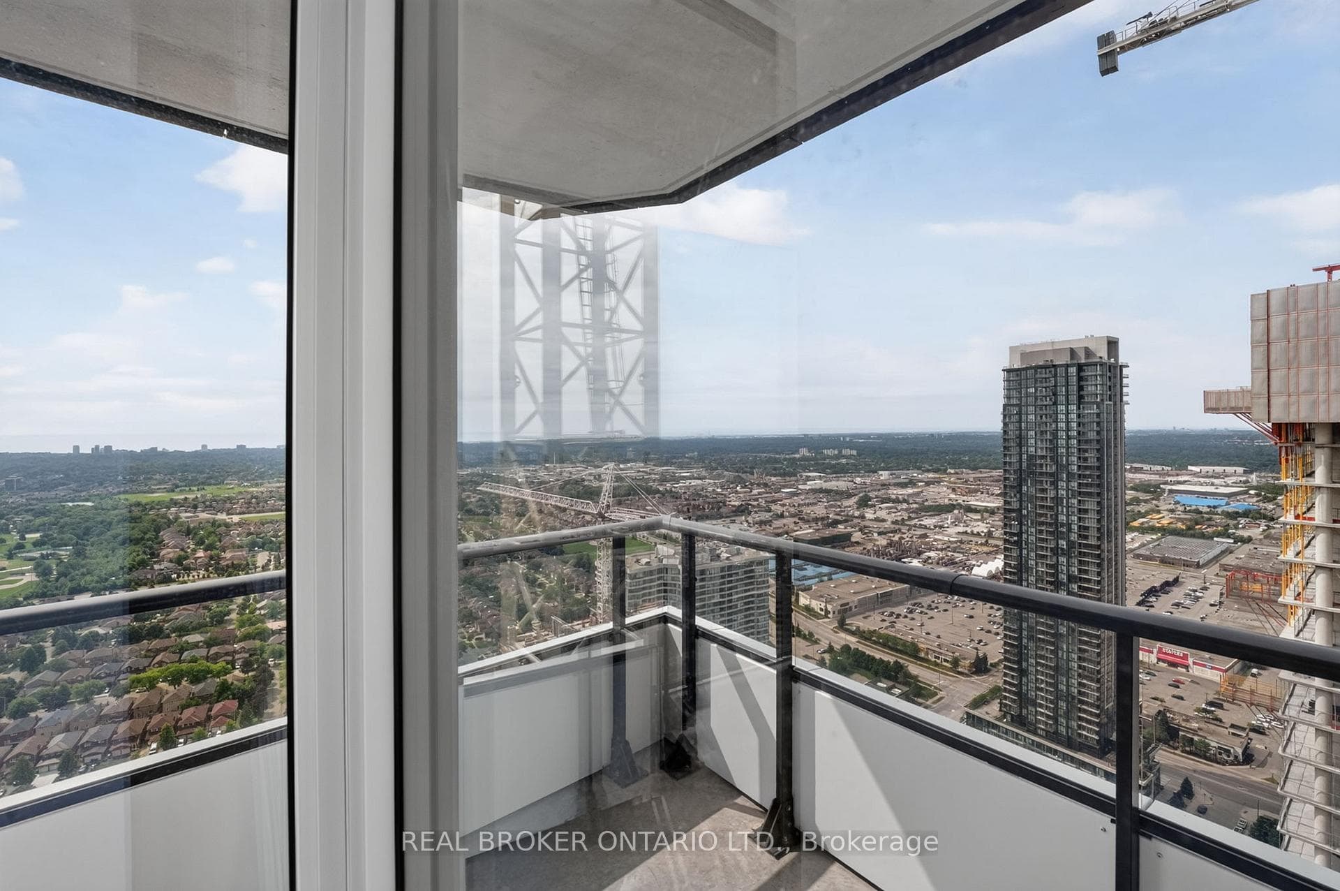 448 Burnhamthorpe Road Unit 4111 photo 26