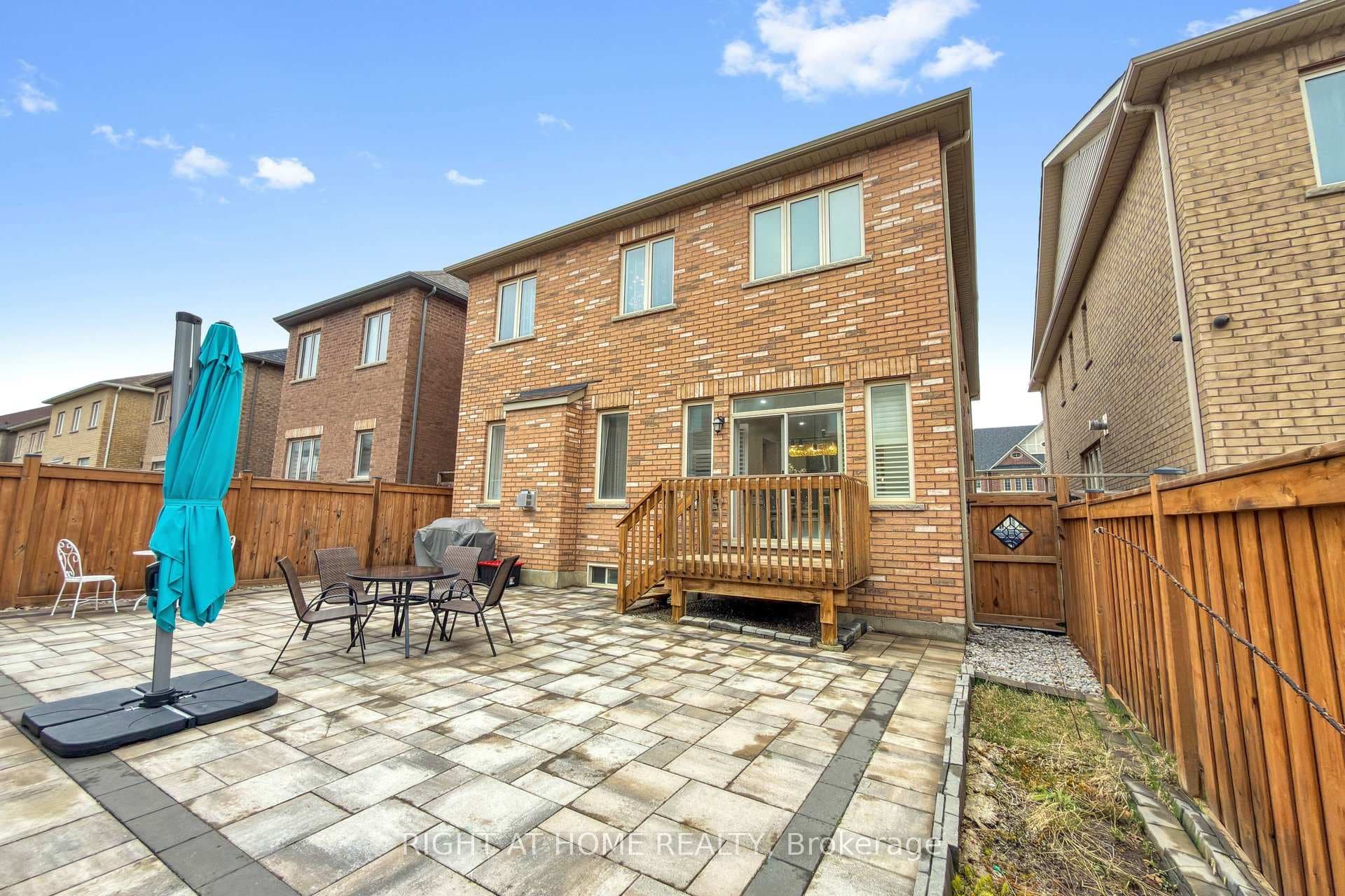 496 Mactier Drive photo 47