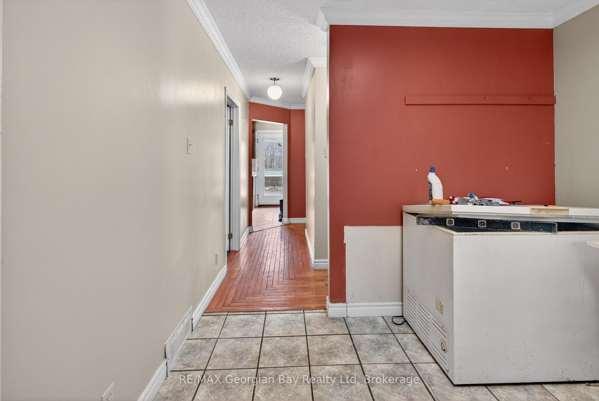 819 Birchwood Drive photo 14